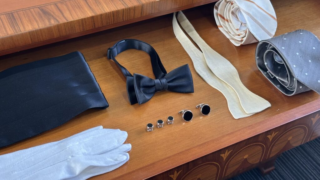 formal_accessories